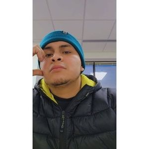 Meet your Posher, Javier